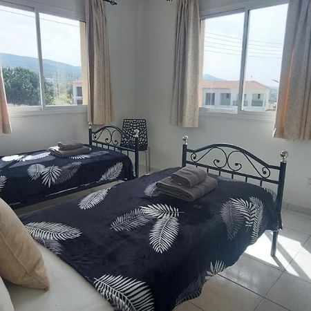 Spacious 2 Bedroom Apartment Peyia Luaran gambar