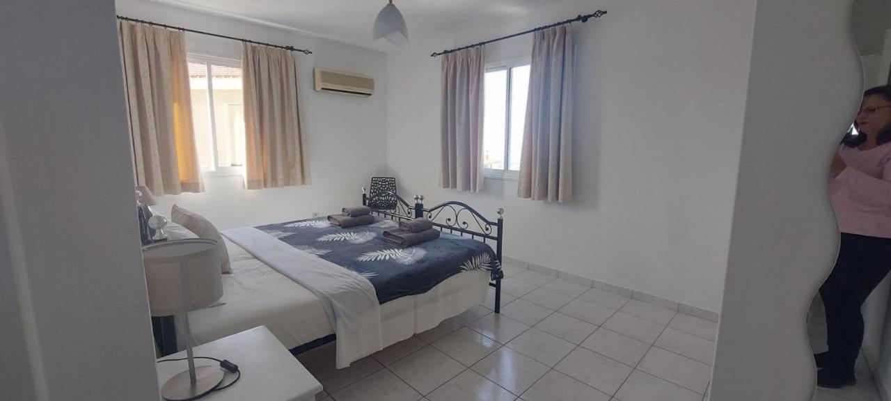 Spacious 2 Bedroom Apartment Peyia Luaran gambar