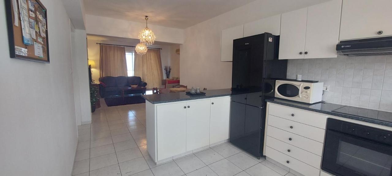 Spacious 2 Bedroom Apartment Peyia Luaran gambar